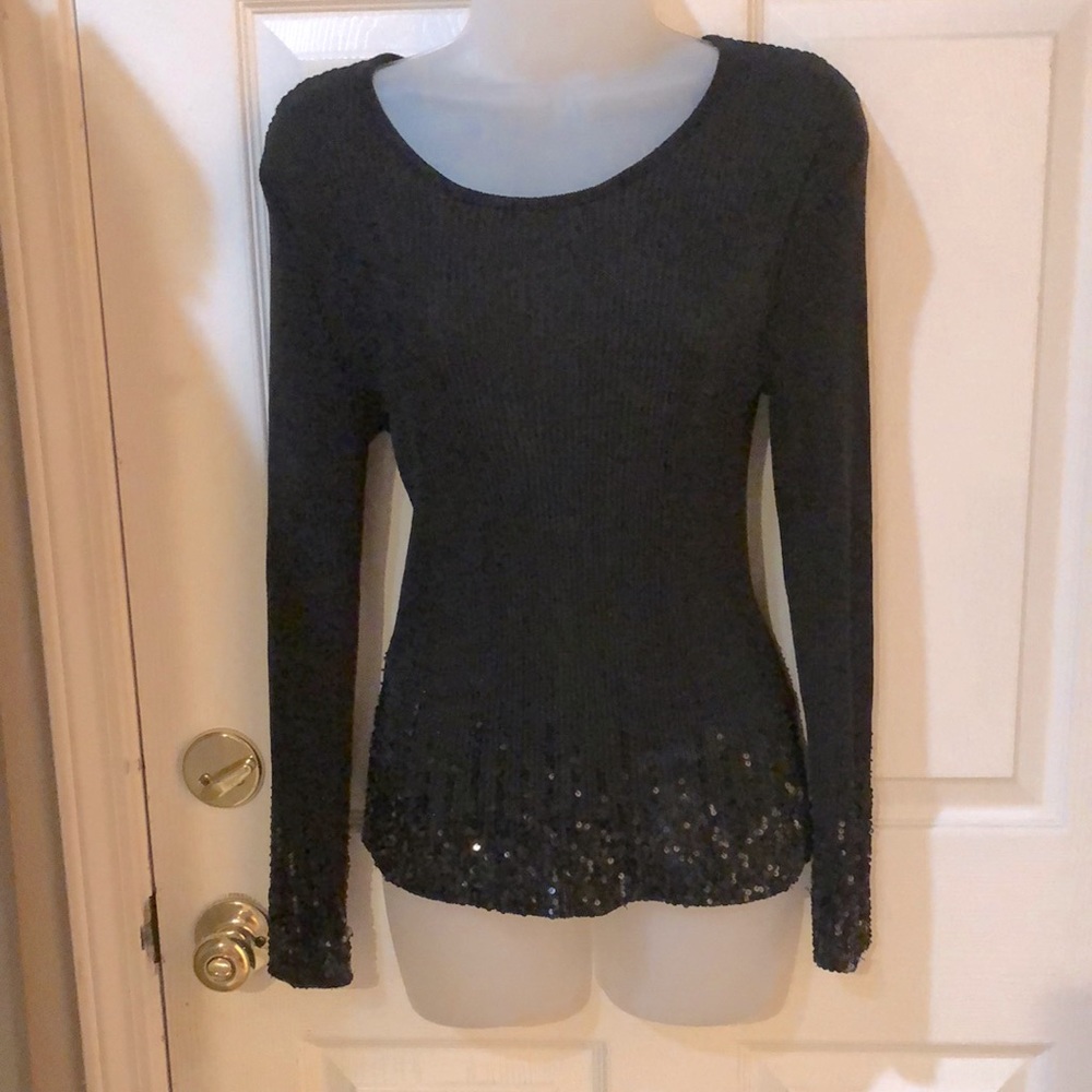A beautiful blouse size medium